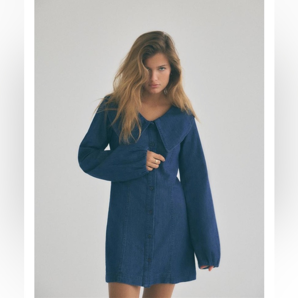 Zara Navy Blue Mini Dress with Oversized Collar